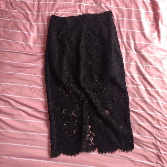 Lace skirt - Picture 3 of 4